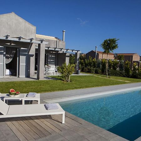 Villa Lefteris Svoronata Exterior photo