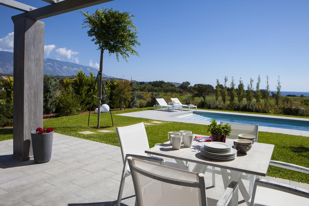 Villa Lefteris Svoronata Exterior photo